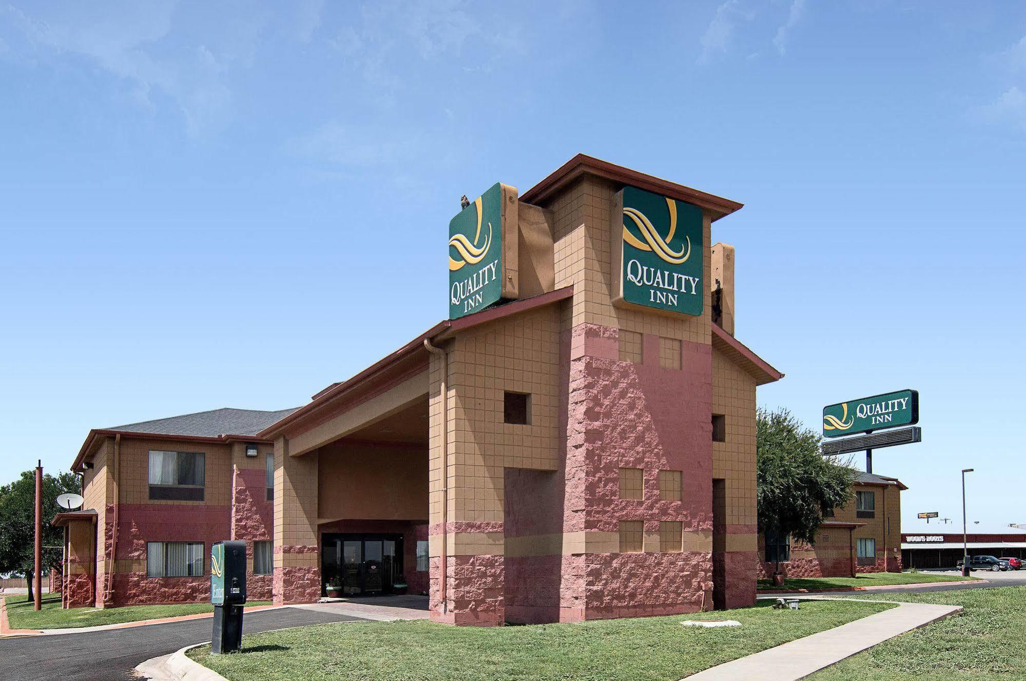 Quality Inn Midland Exterior photo